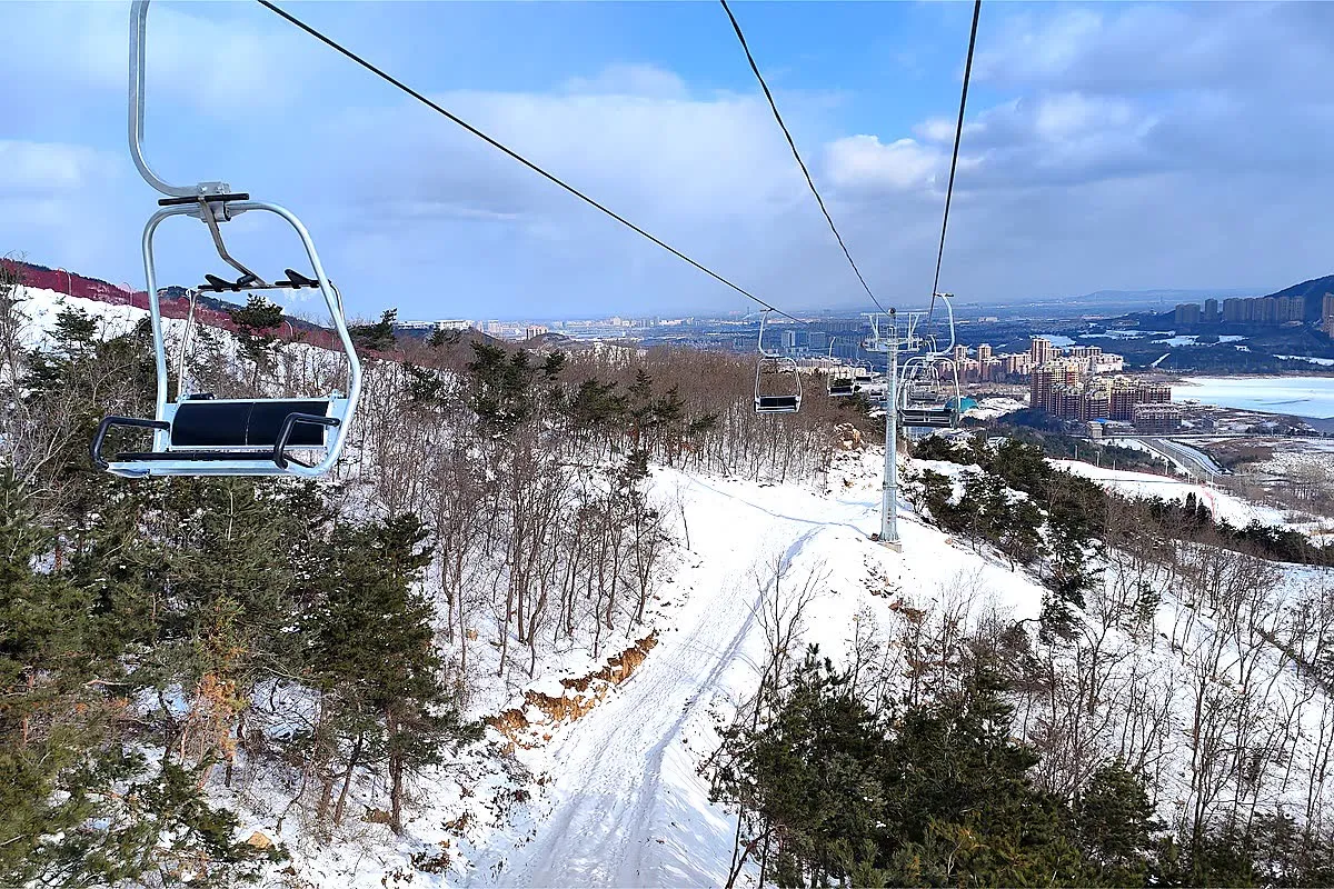 山西陵川七彩太行山索道